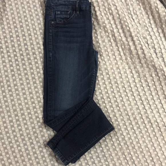 Guess Curvy Sophia Skinny Size 27 Reg - Picture 5 of 6